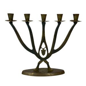 Vintage Brass Shabbat Sabbath Menorah Candleholder Grapes Hebrew Script Israel